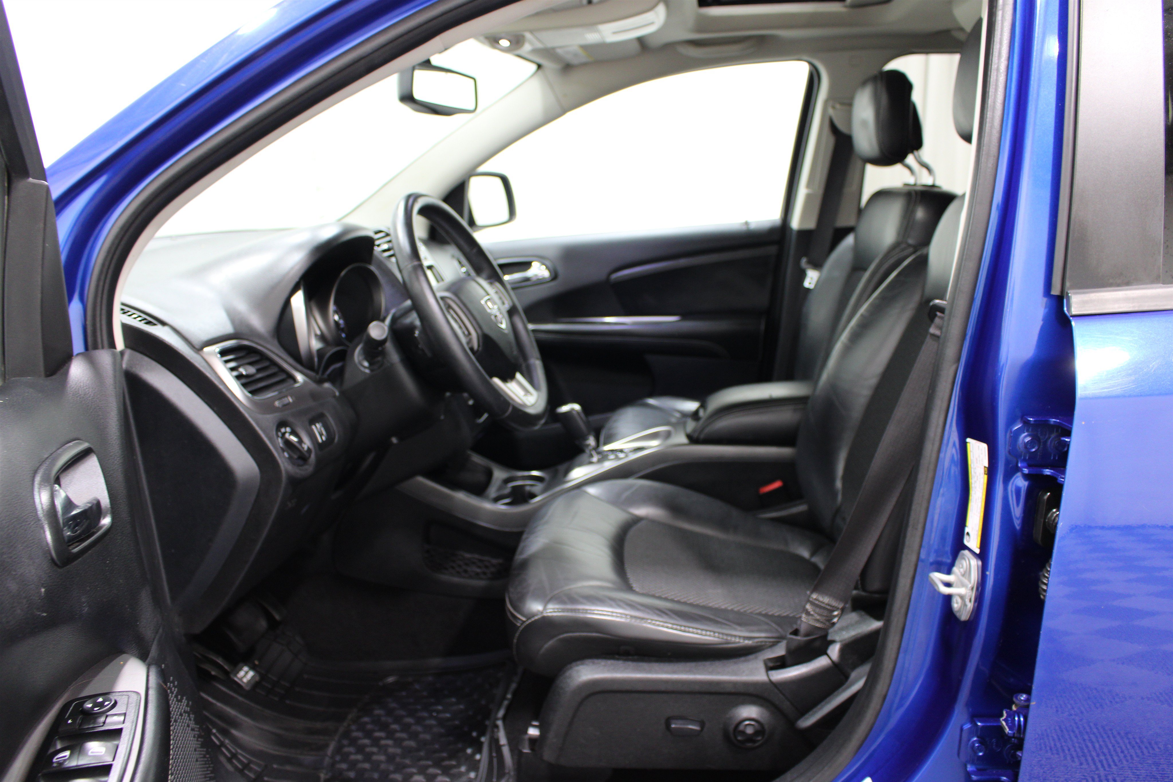Used 2015 Dodge Journey Crossroad w/ Flexible Seating Group AWD/4WD image 3