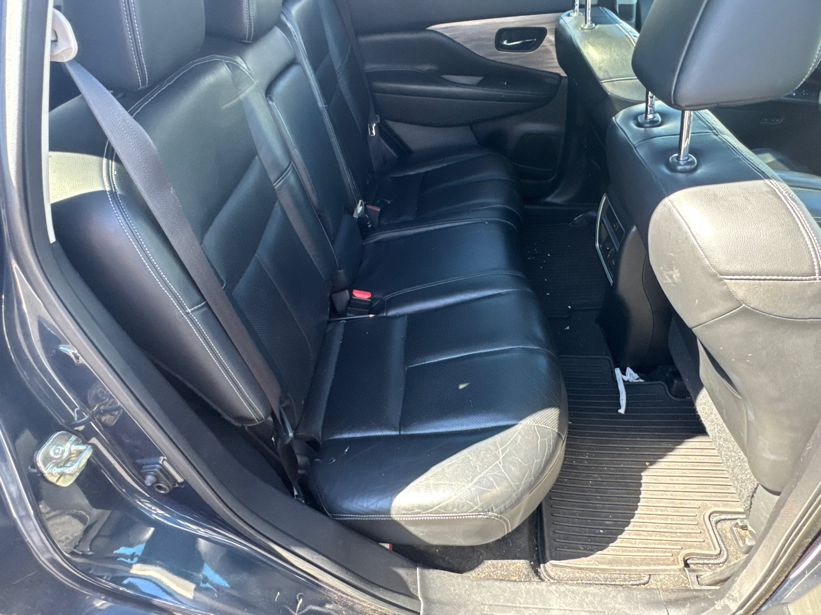 Used 2015 Nissan Murano SL w/ SL Technology Package FWD image 16