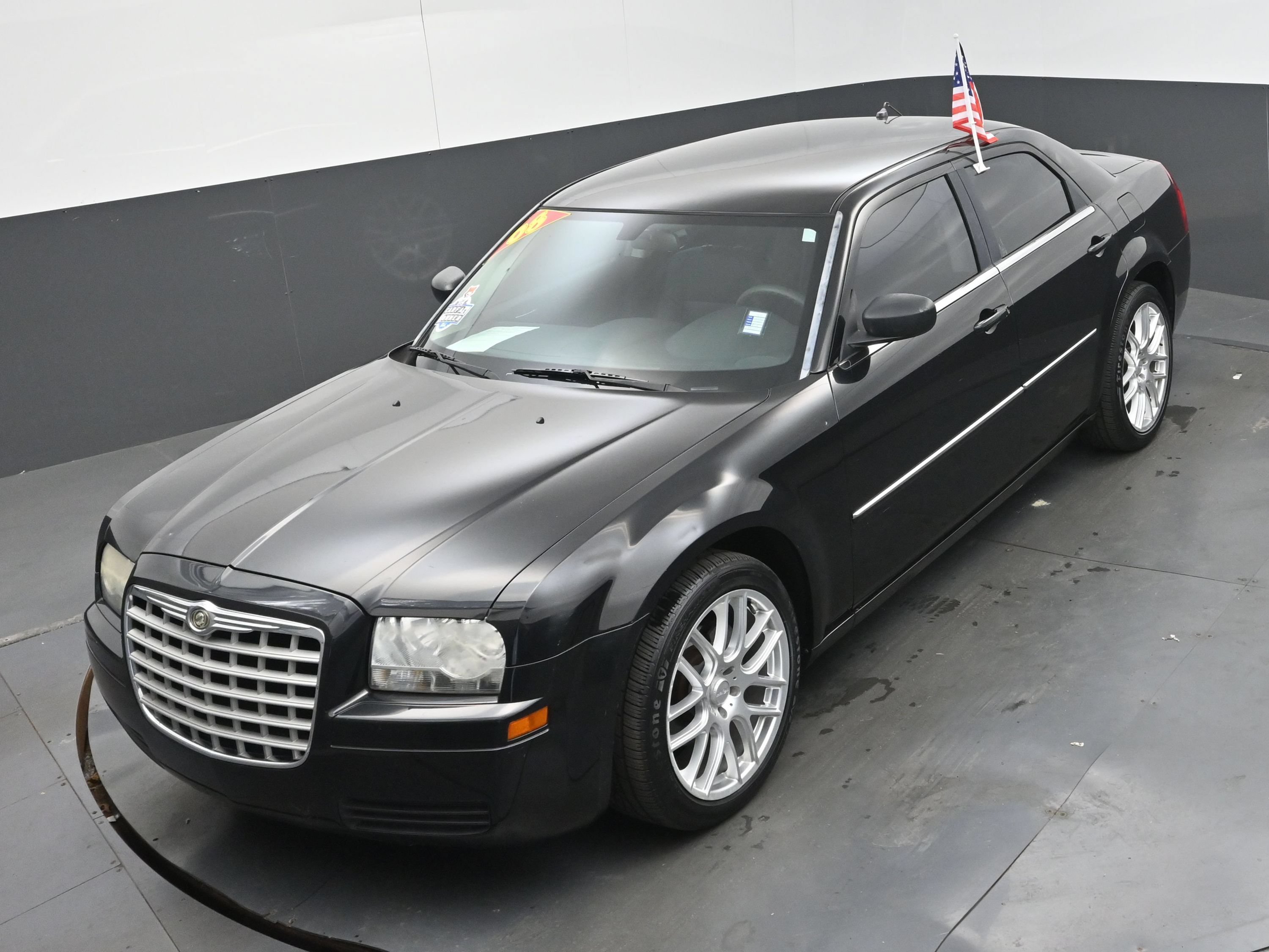 Used 2008 Chrysler 300 LX RWD image 30