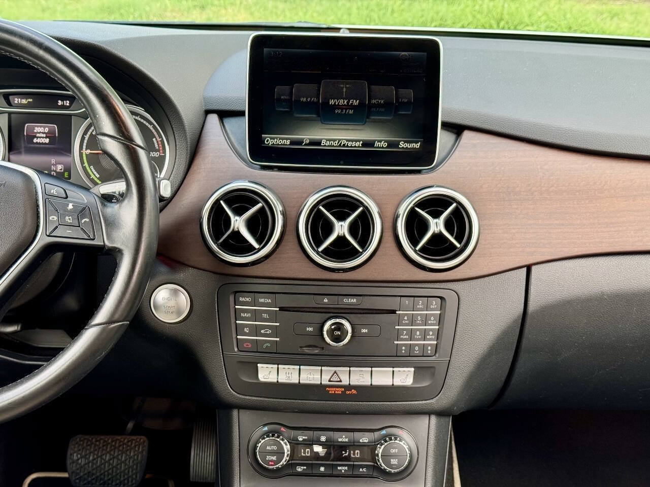 Used 2015 Mercedes-Benz B 250e image 18