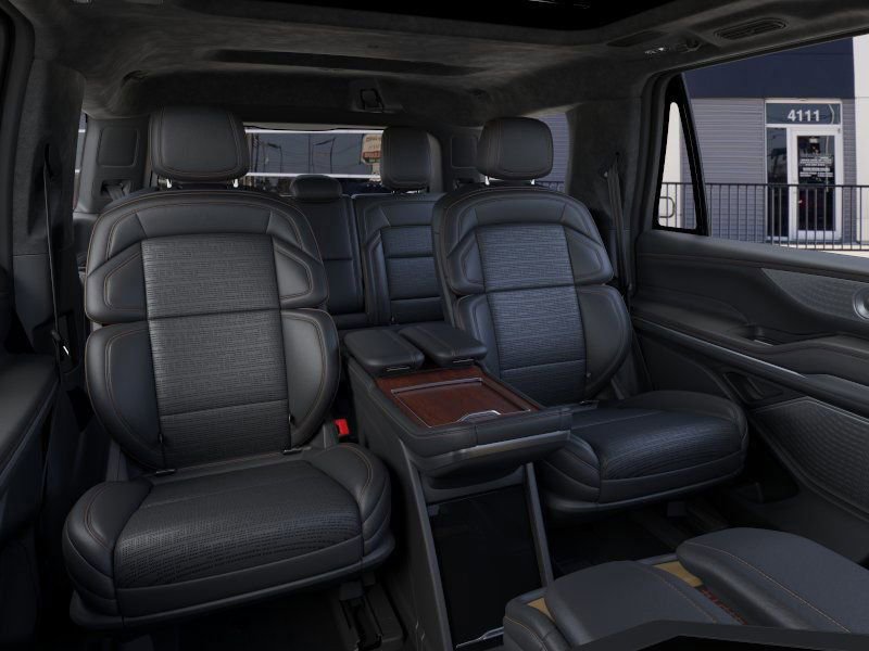 New 2025 Lincoln Navigator Black Label image 11