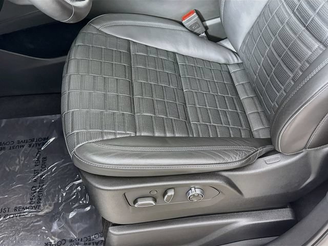 Used 2024 Cadillac Escalade ESV Sport Platinum AWD/4WD image 21