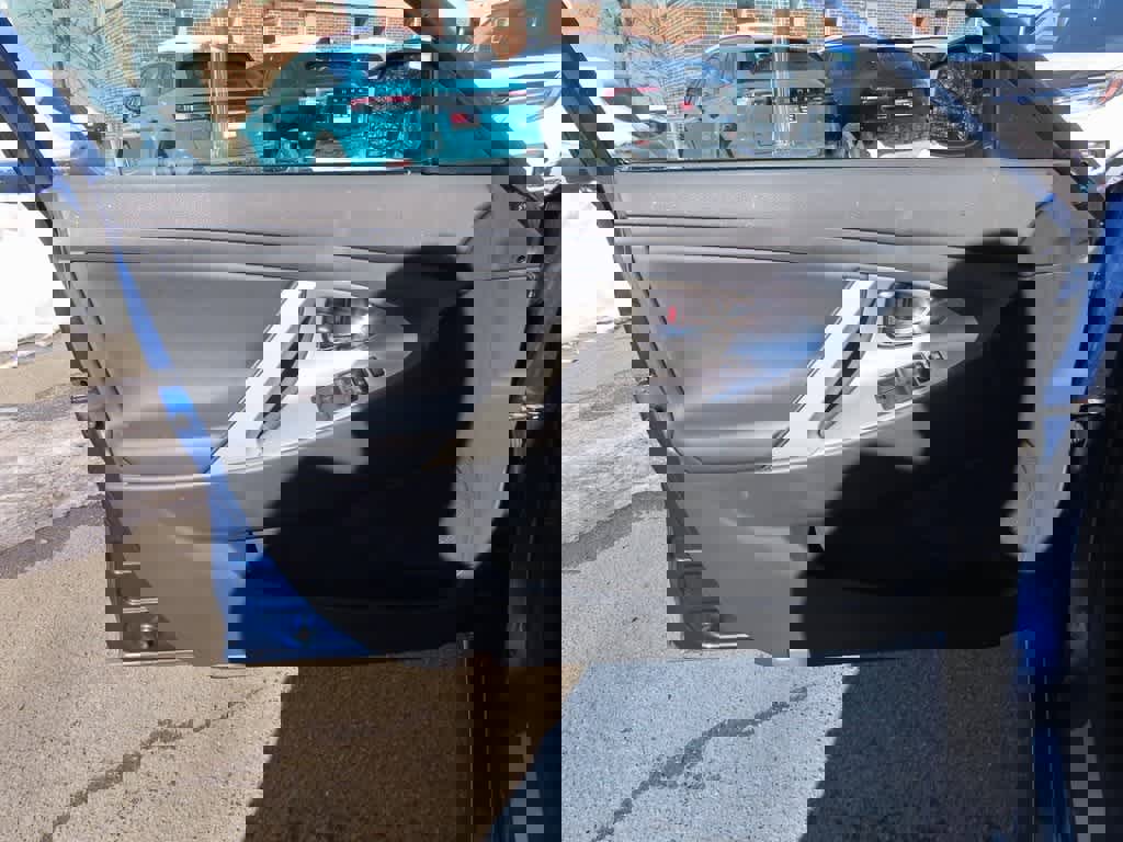 Used 2010 Toyota Camry LE image 14