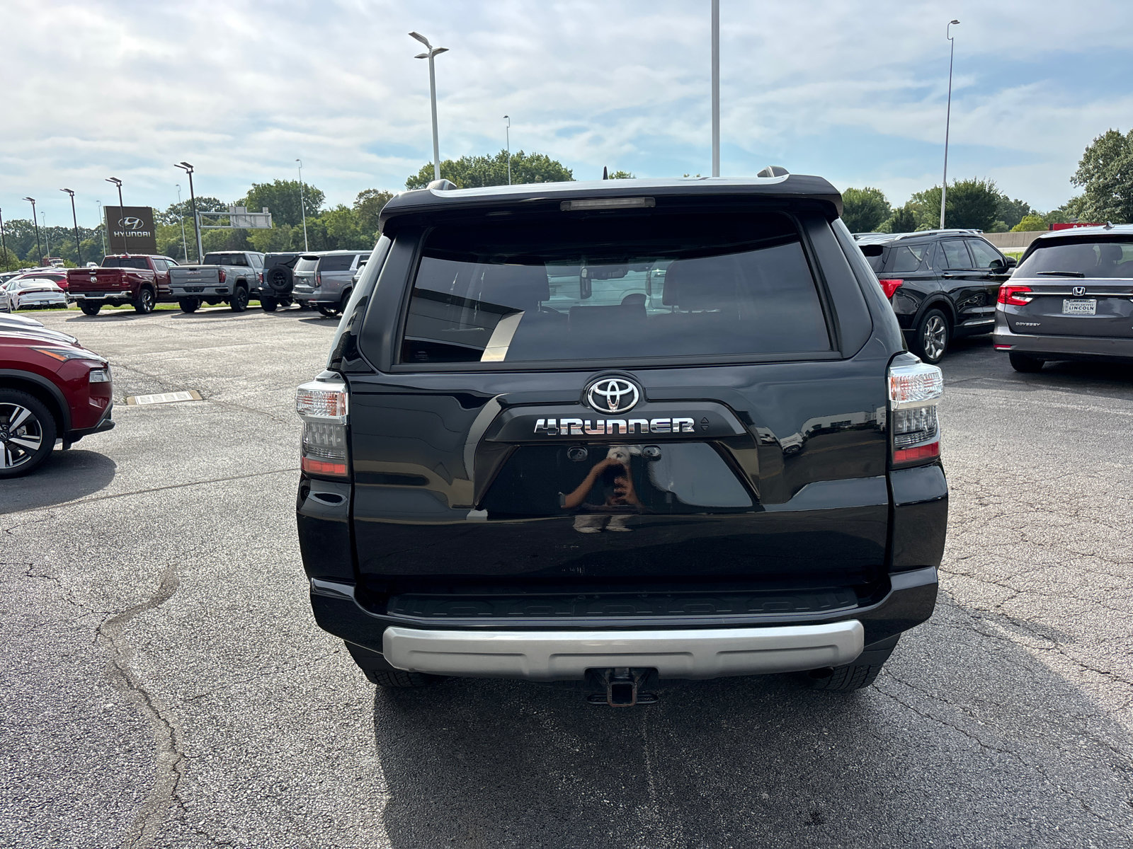 Used 2020 Toyota 4Runner TRD Off-Road Premium w/ Moonroof Package AWD/4WD image 6