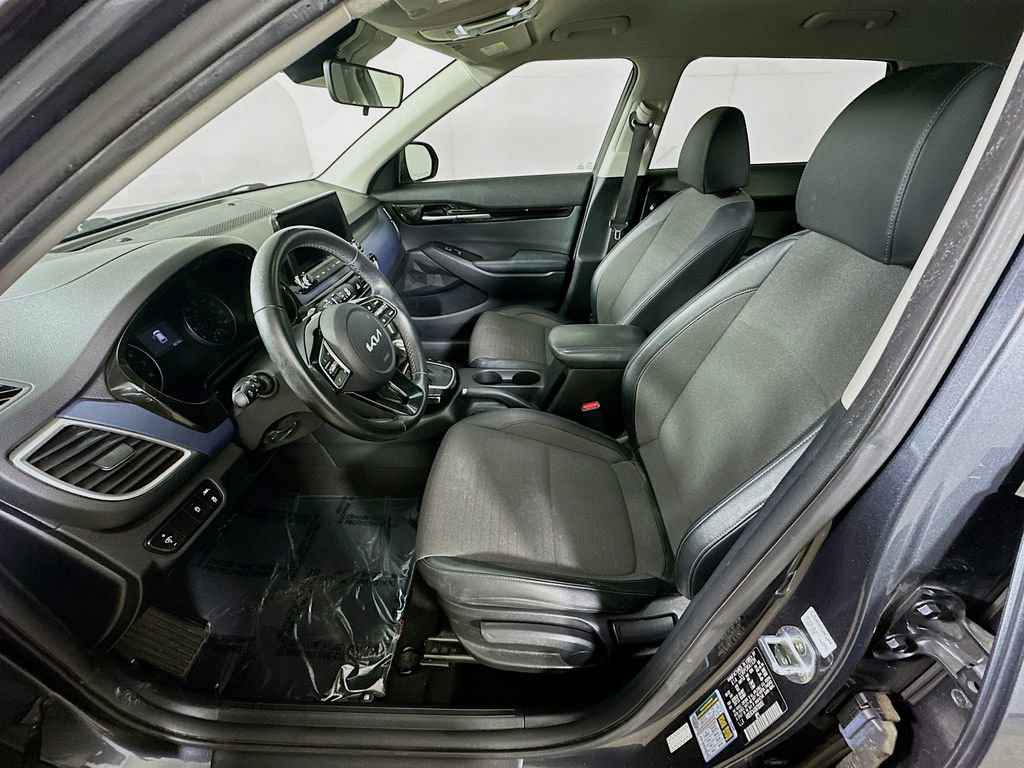 Used 2022 Kia Seltos S image 15
