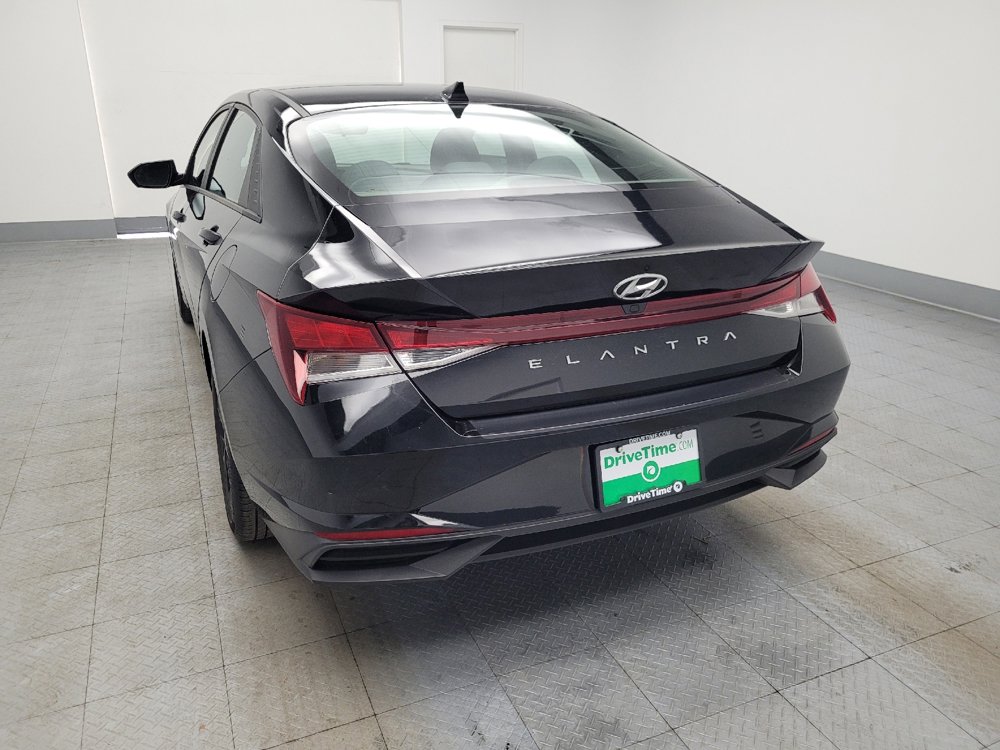 Used 2021 Hyundai Elantra SEL w/ Convenience Package image 6