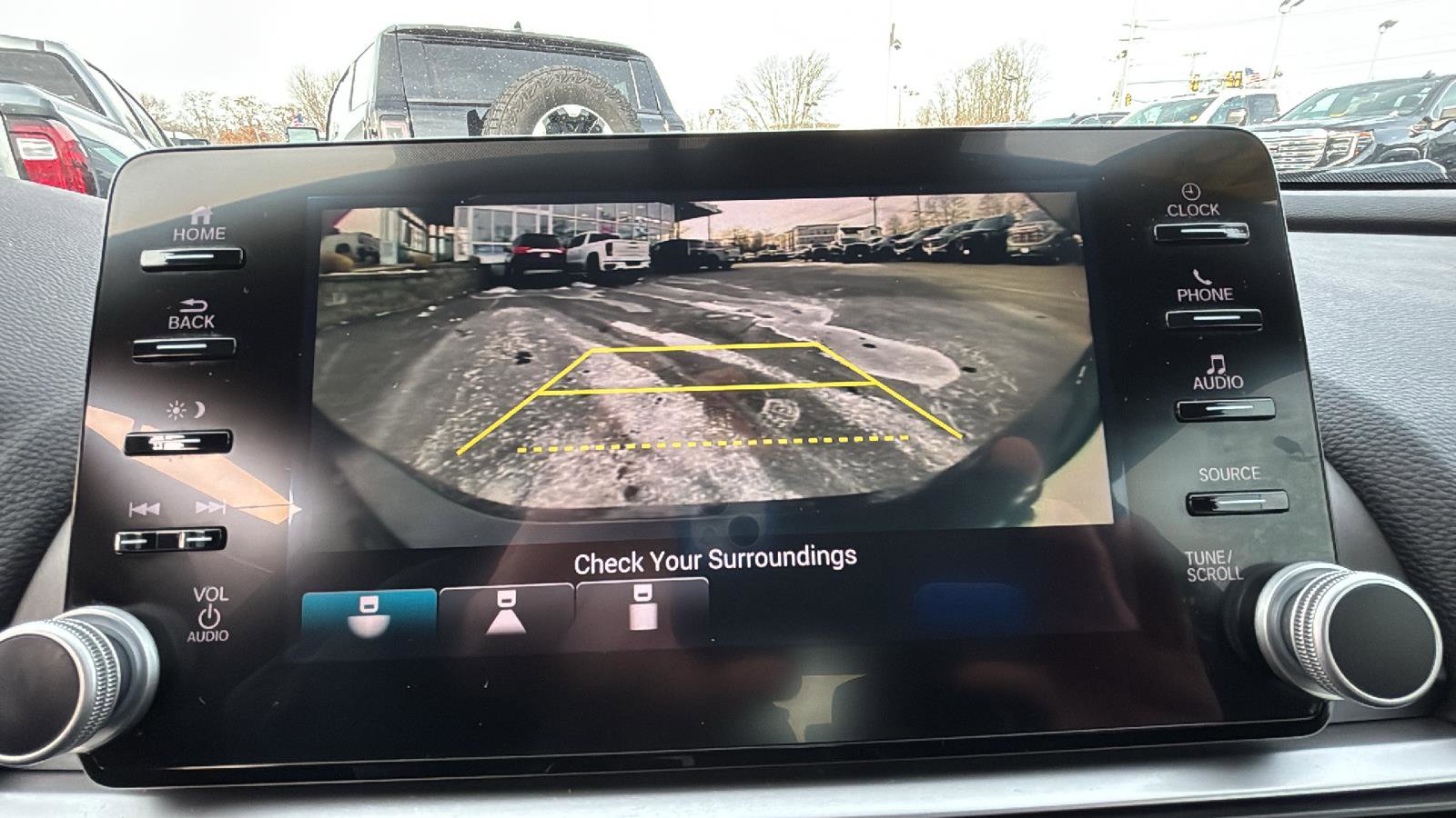 Used 2018 Honda Accord Sport image 11