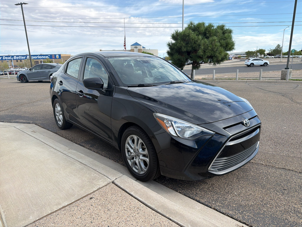 Used 2018 Toyota Yaris iA FWD image 4