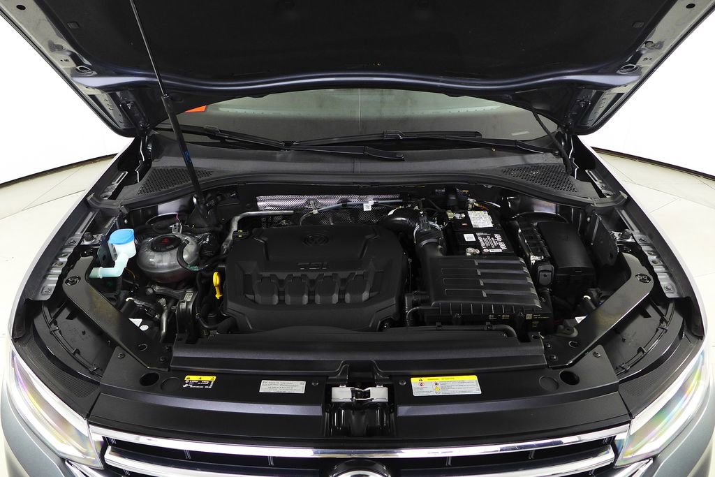 Used 2022 Volkswagen Tiguan SE image 6