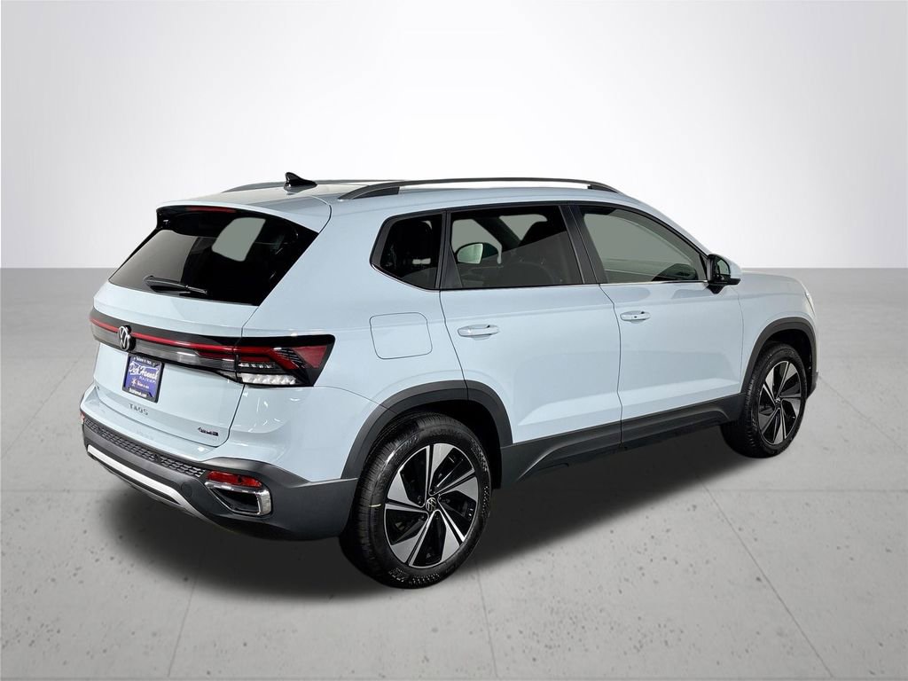 New 2025 Volkswagen Taos SE image 6