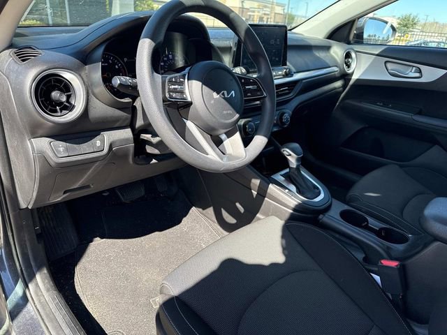 Used 2023 Kia Forte LX image 24