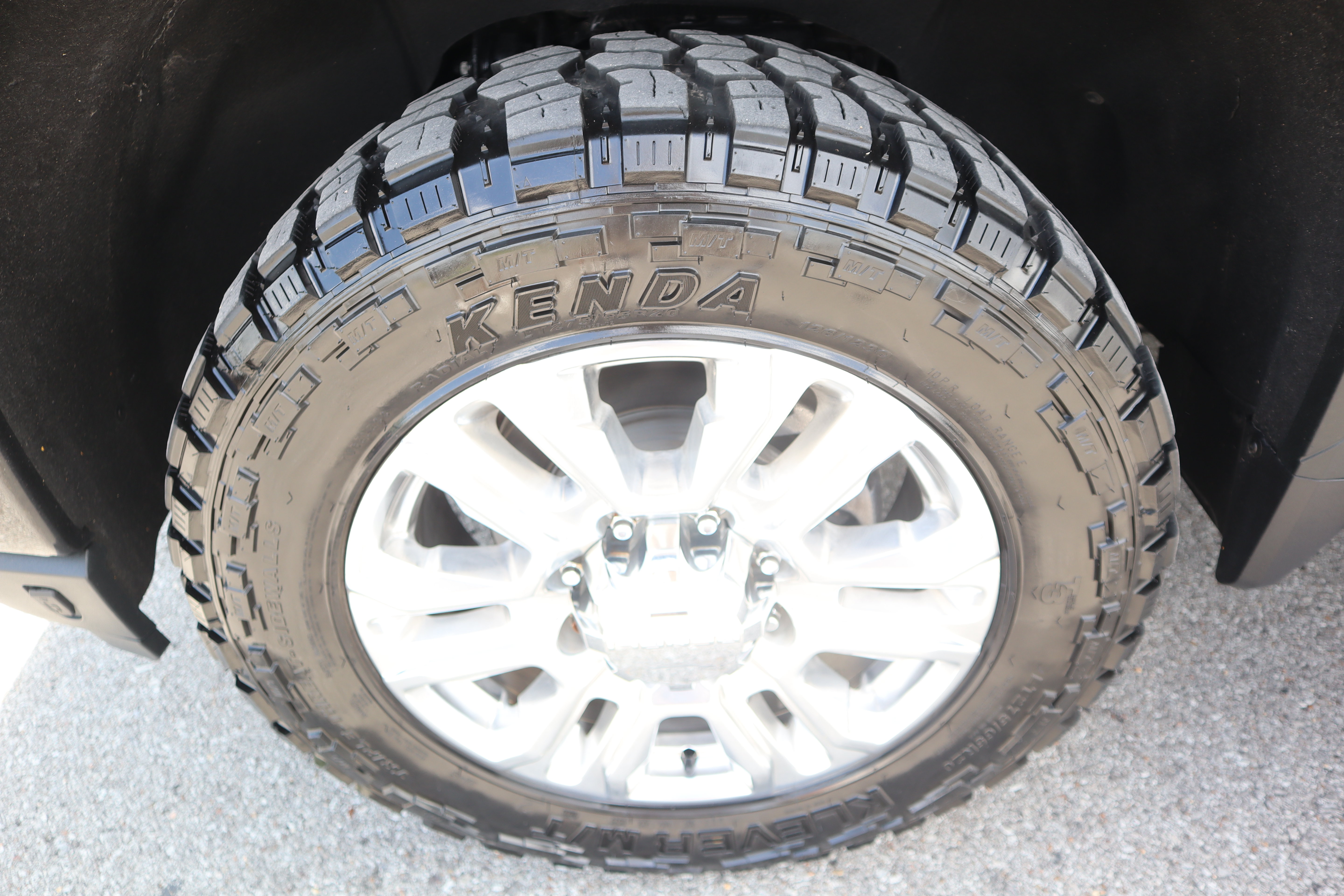 Used 2021 GMC Sierra 2500 Denali w/ Denali Ultimate Package AWD/4WD image 11