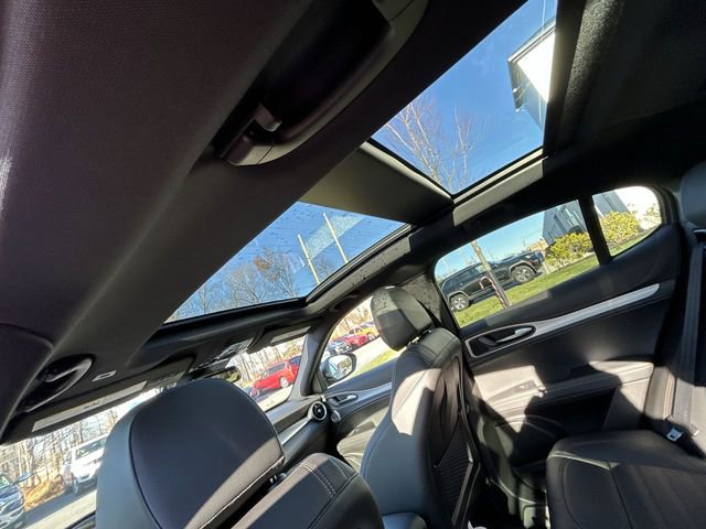 New 2025 Alfa Romeo Stelvio Sprint image 14