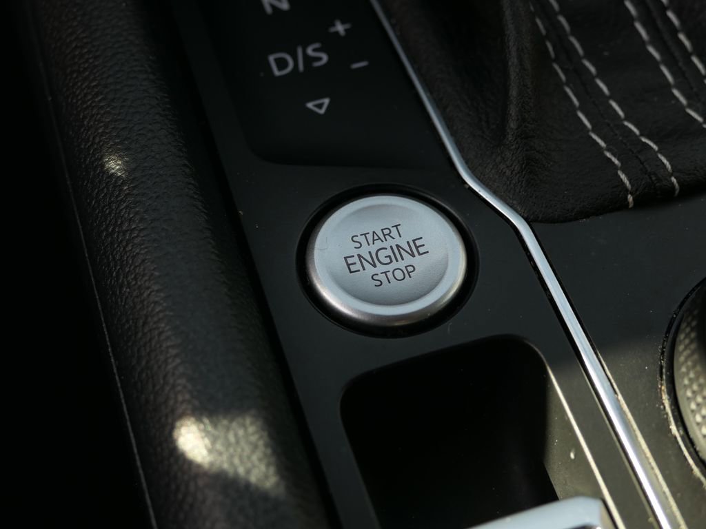 Used 2022 Volkswagen Atlas SEL image 22