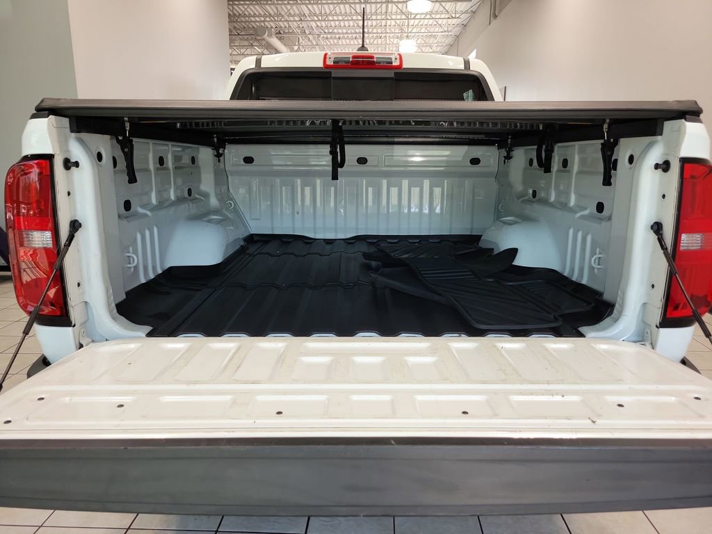 Used 2022 Chevrolet Colorado Z71 AWD/4WD image 12