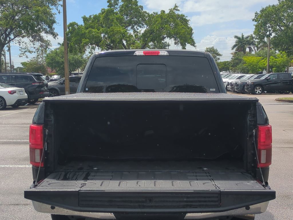 Used 2018 Ford F150 Lariat w/ Equipment Group 502A Luxury image 14