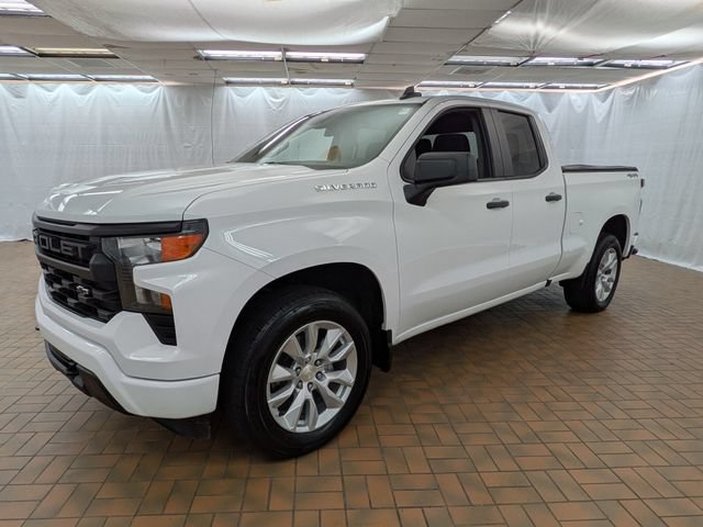 Used 2024 Chevrolet Silverado 1500 Custom AWD/4WD image 3