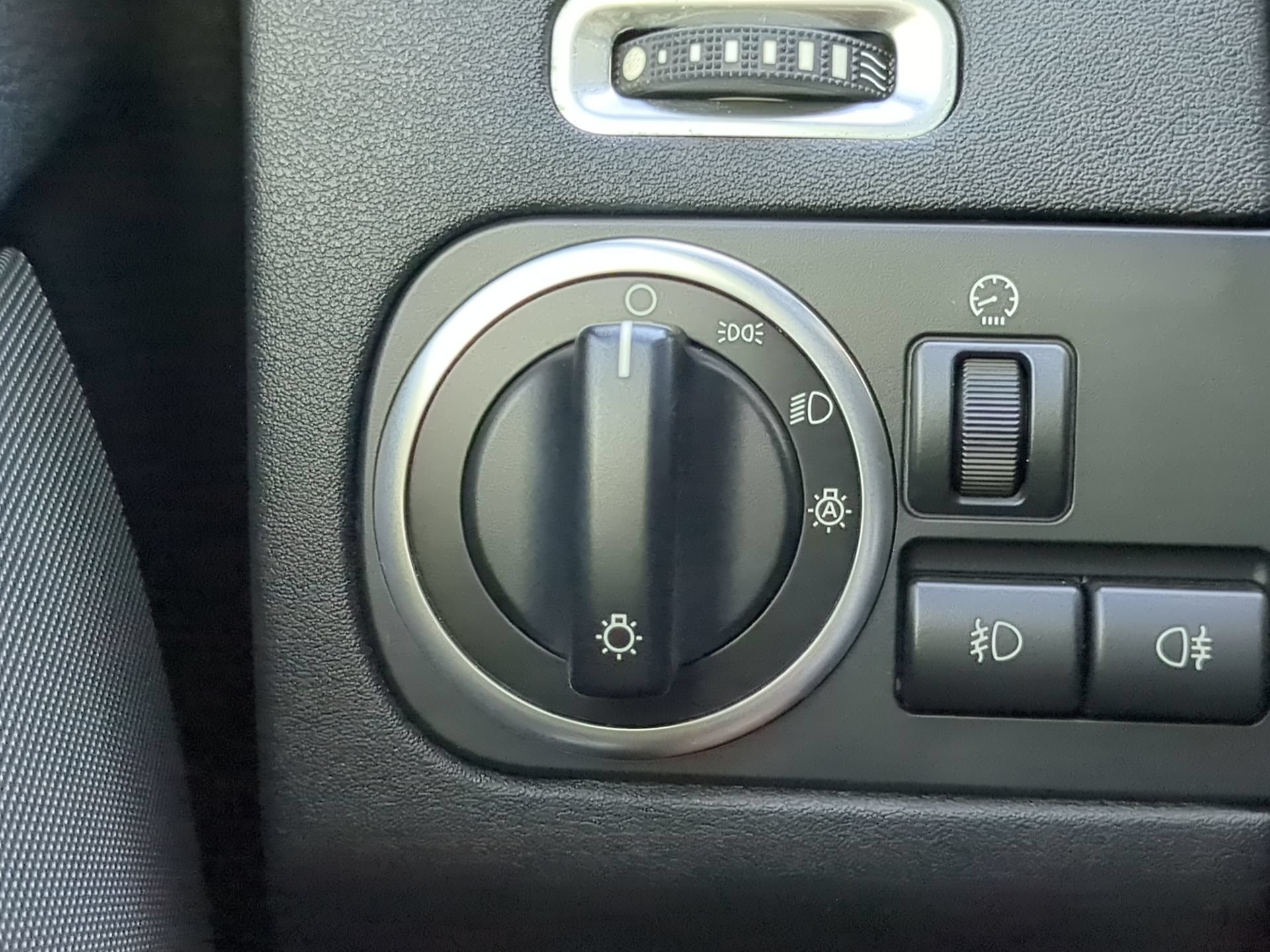 Used 2014 Land Rover LR4 HSE AWD/4WD image 62