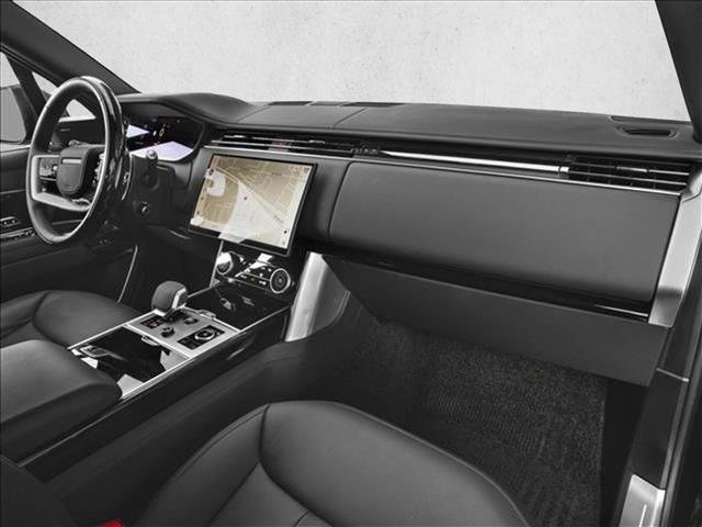 New 2025 Land Rover Range Rover SE image 11