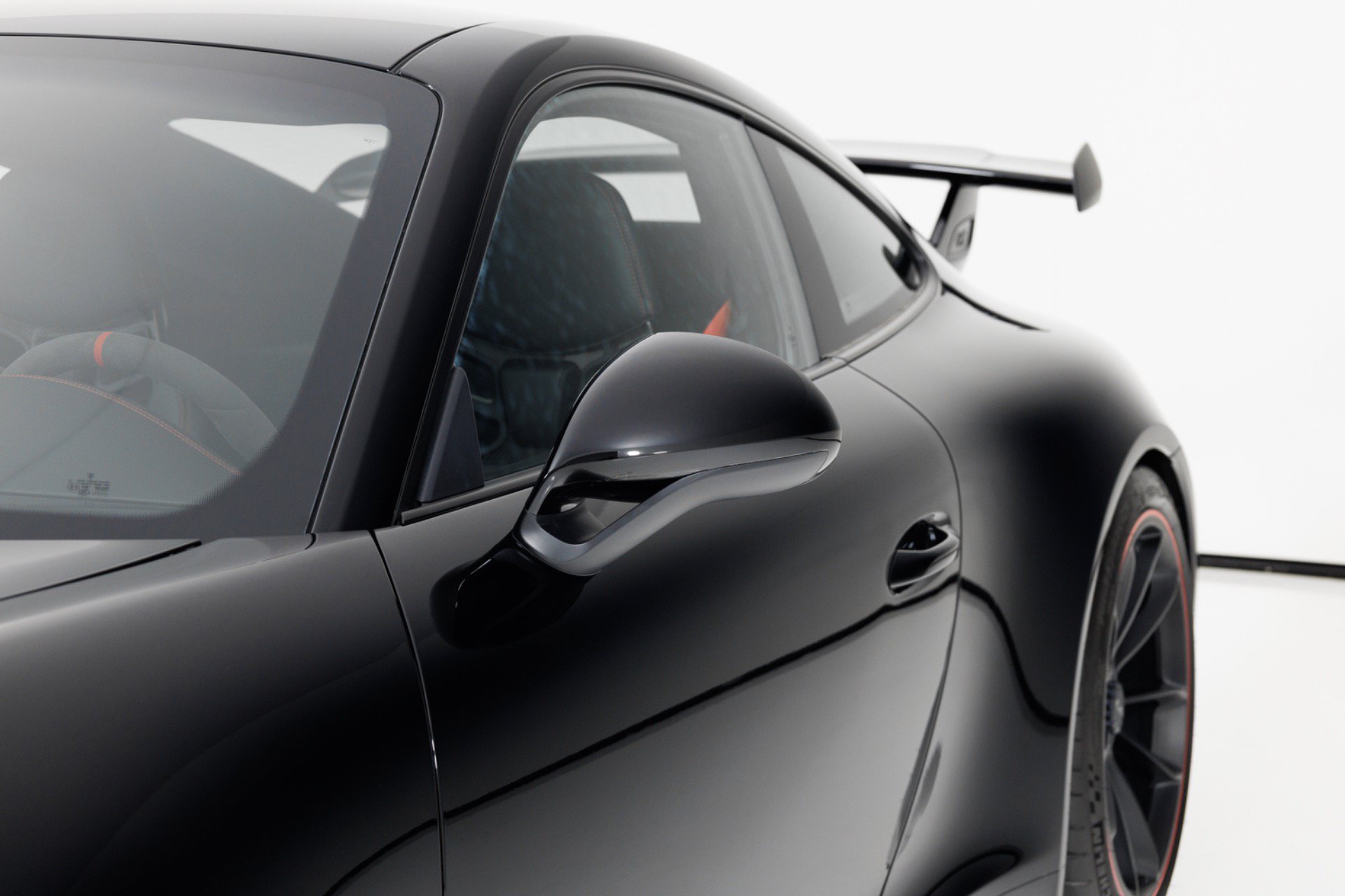 Used 2018 Porsche 911 GT3 RWD image 58