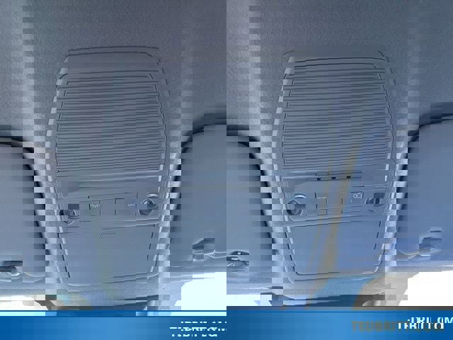 Used 2025 Nissan Kicks SR image 37