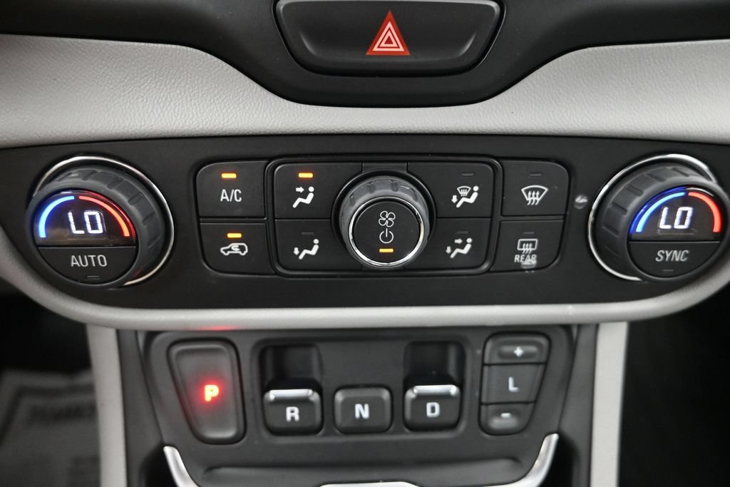 Used 2019 GMC Terrain SLT w/ Preferred Package AWD/4WD image 20