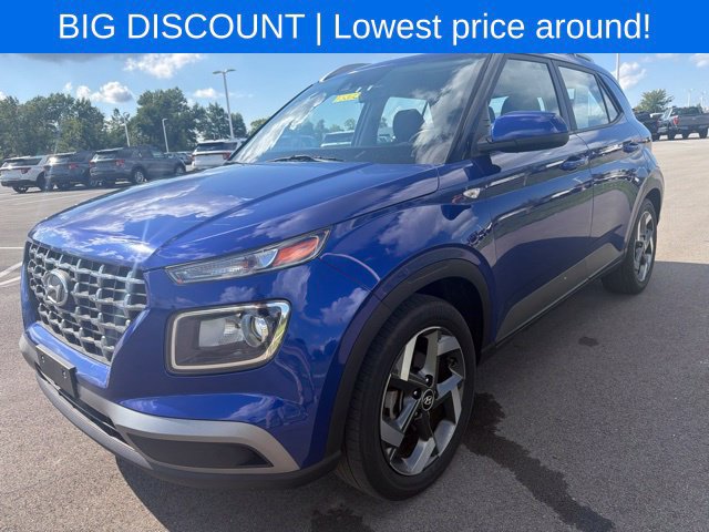 Used 2021 Hyundai Venue SEL FWD image 2