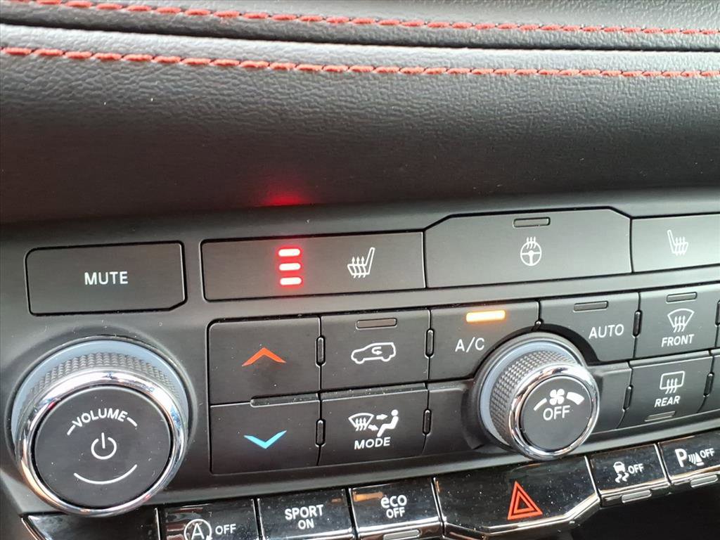 Used 2023 Dodge Durango GT image 21