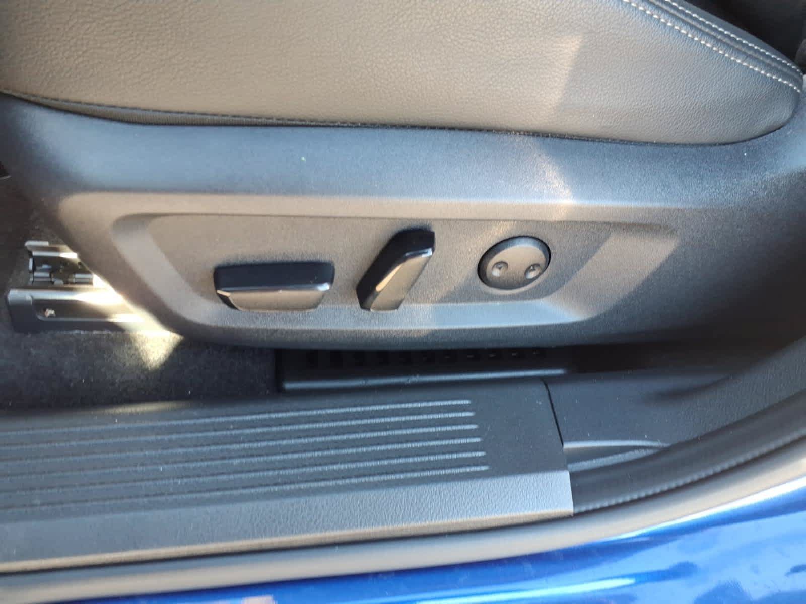 Certified 2023 Nissan Rogue SL AWD/4WD image 17