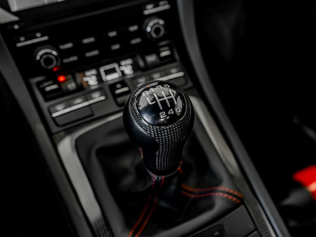 Certified 2019 Porsche 911 Speedster image 20