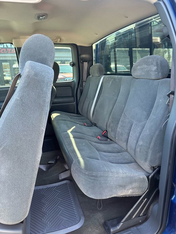 Used 2003 Chevrolet Silverado 2500 LS AWD/4WD image 9