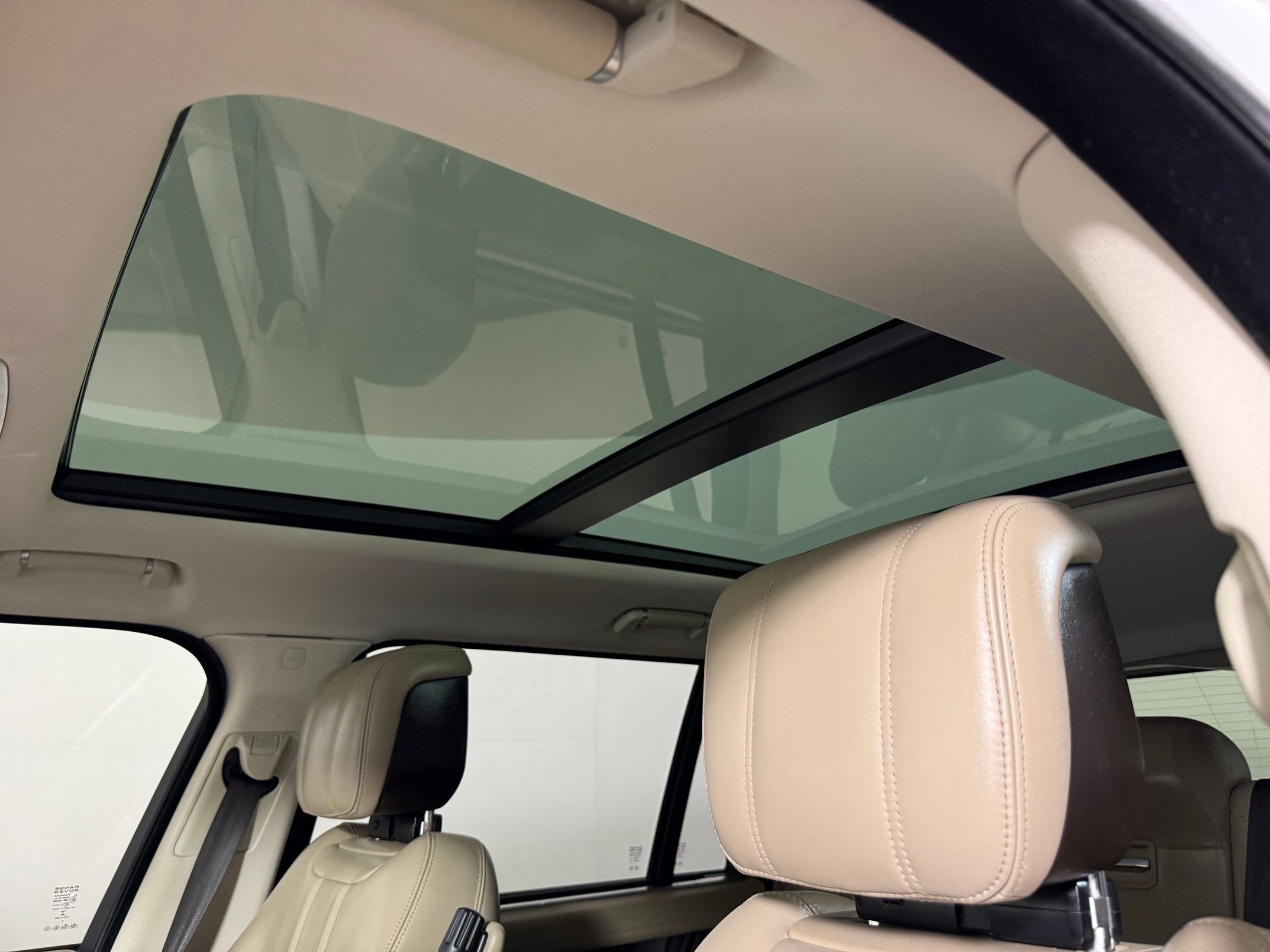 Used 2018 Land Rover Range Rover Long Wheelbase Supercharged image 13