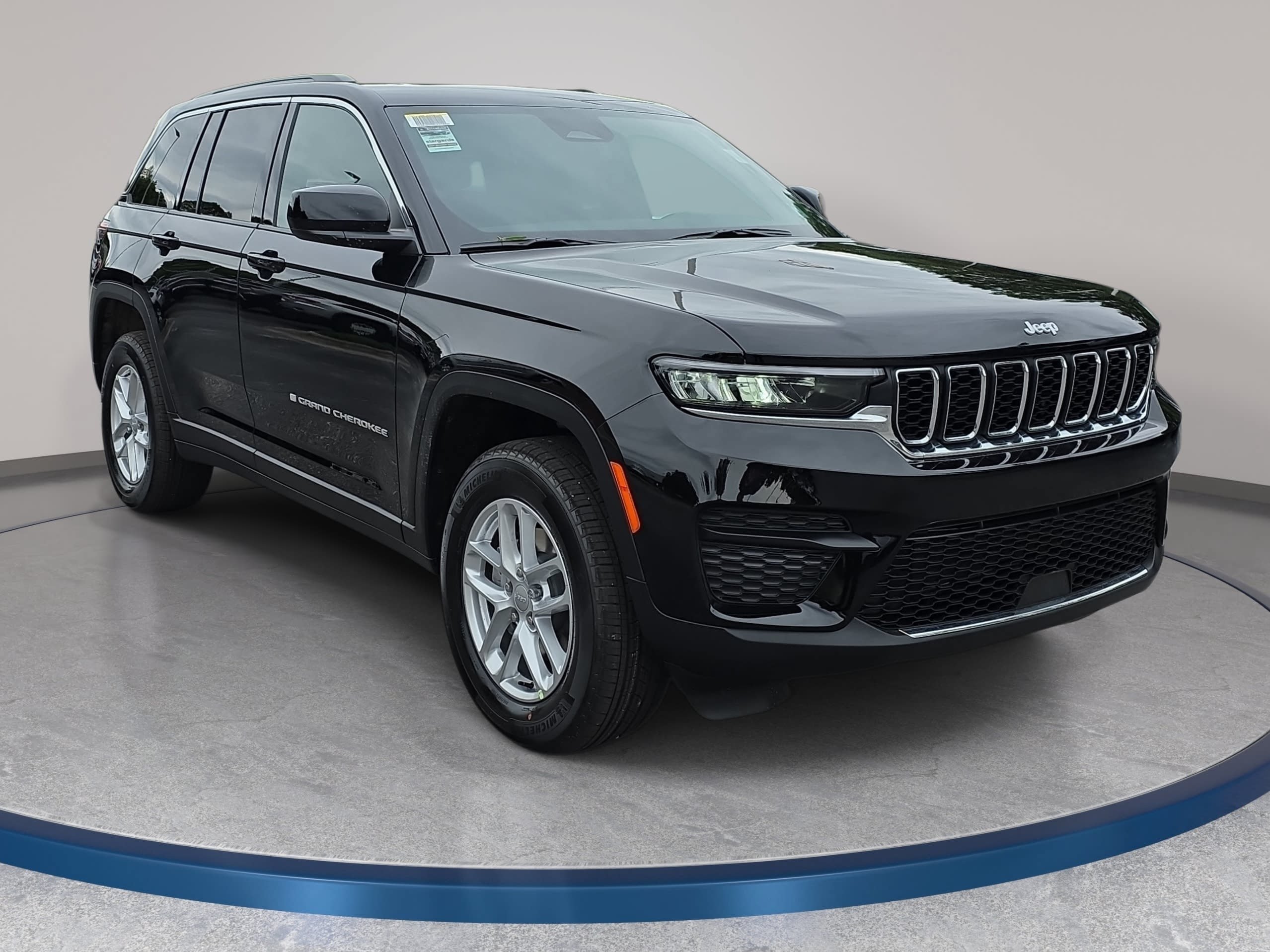 New 2026 Jeep Grand Cherokee Laredo X AWD/4WD image 3