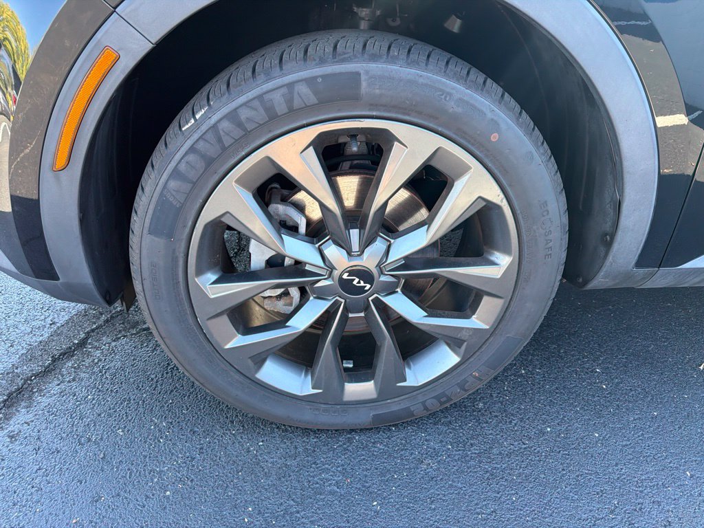 Used 2022 Kia Sorento SX Prestige w/ Rust Color Package AWD/4WD image 10