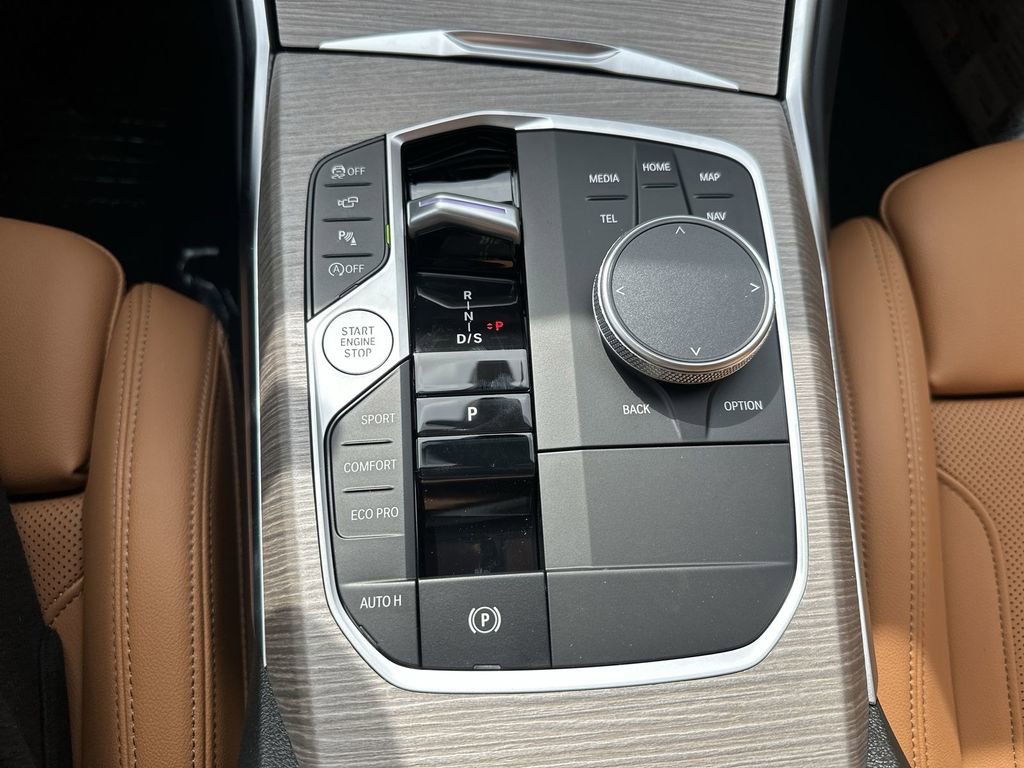 Used 2025 BMW 330i xDrive 330i xDrive w/ Premium Package image 23