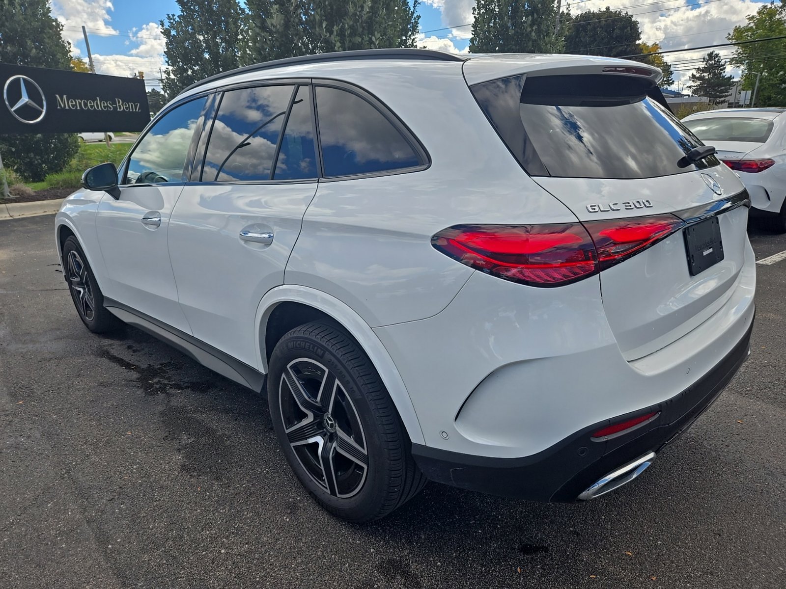 Certified 2026 Mercedes-Benz GLC 300 4MATIC image 3