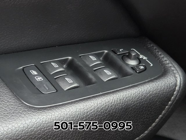 Used 2021 Volvo XC60 T5 Momentum w/ Protection Package Premier AWD/4WD image 36