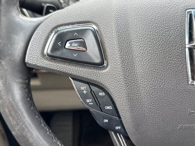 Used 2016 Lincoln MKX Select w/ Select Plus Package FWD image 25