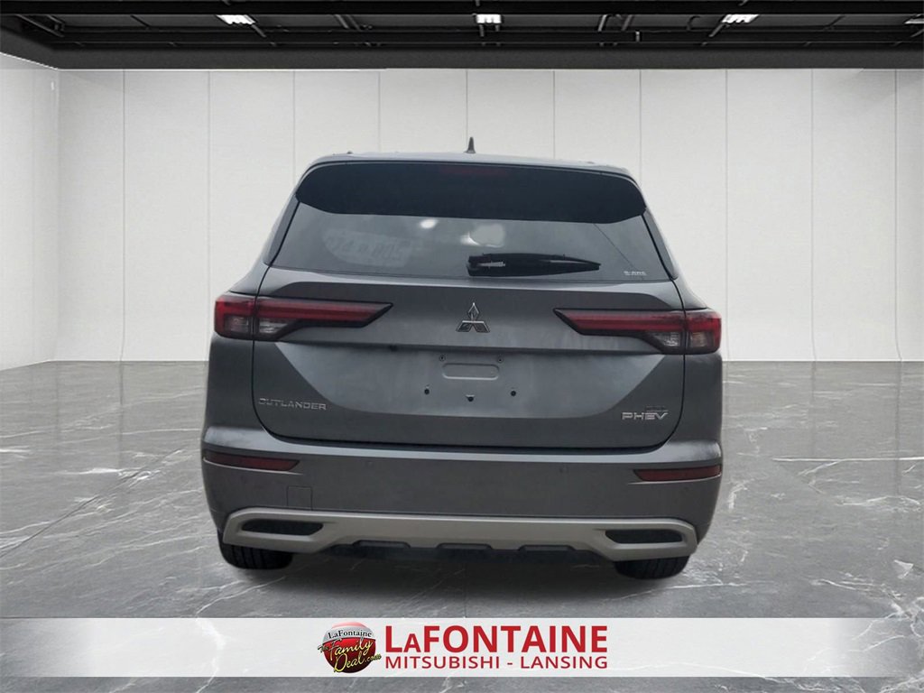Used 2023 Mitsubishi Outlander SEL 40th Anniversary image 4