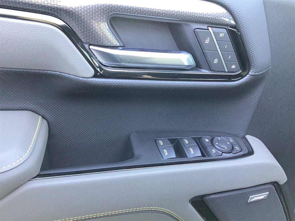 New 2026 Chevrolet Silverado 1500 ZR2 w/ Dark Appearance Package image 12