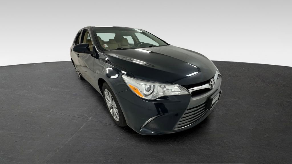 Used 2015 Toyota Camry XLE w/ Convenience Package FWD image 1