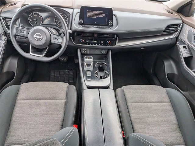 Used 2023 Nissan Rogue SV image 15