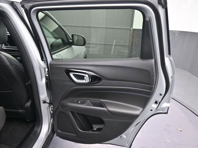 New 2026 Jeep Compass Latitude AWD/4WD image 24