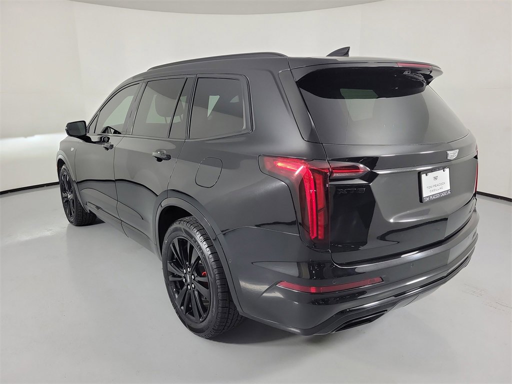 Certified 2023 Cadillac XT6 Premium Luxury w/ Technology Package image 3