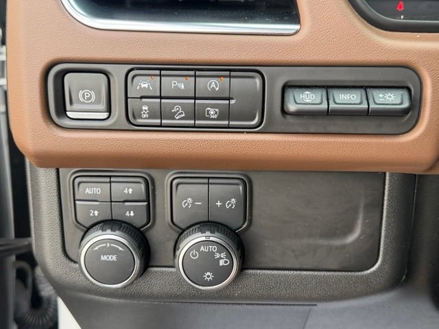 Certified 2024 Chevrolet Tahoe High Country AWD/4WD image 6