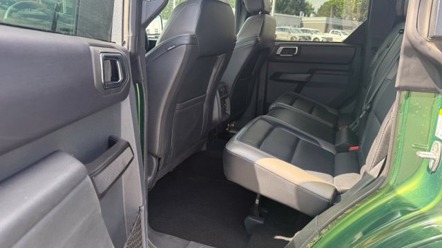 Used 2025 Ford Bronco Outer Banks AWD/4WD image 30