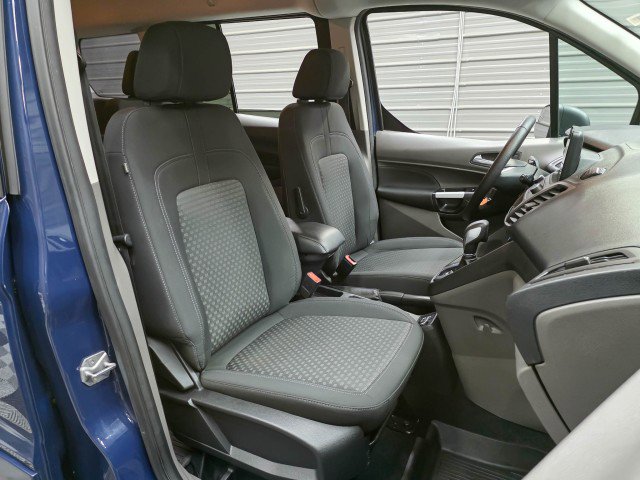 Used 2019 Ford Transit Connect XLT FWD image 15