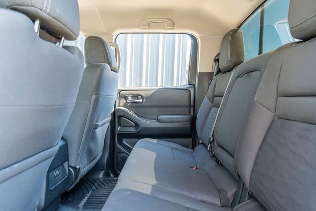 Used 2022 Nissan Frontier SV image 35