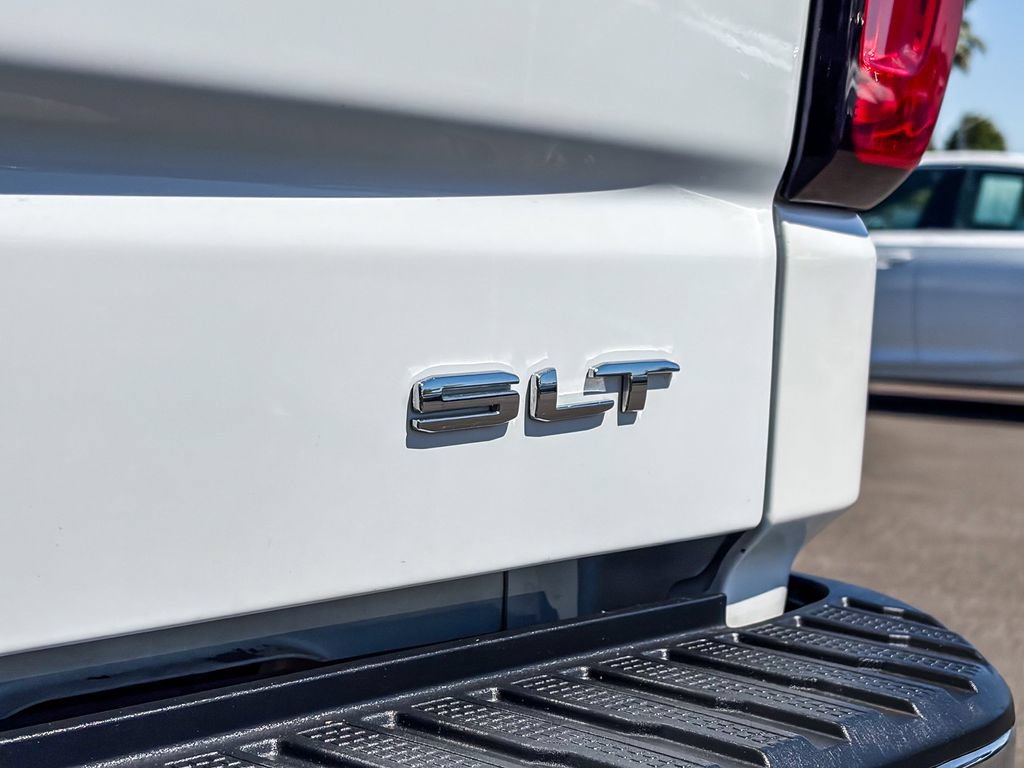 Used 2024 GMC Sierra 1500 SLT w/ SLT Premium Plus Package AWD/4WD image 12