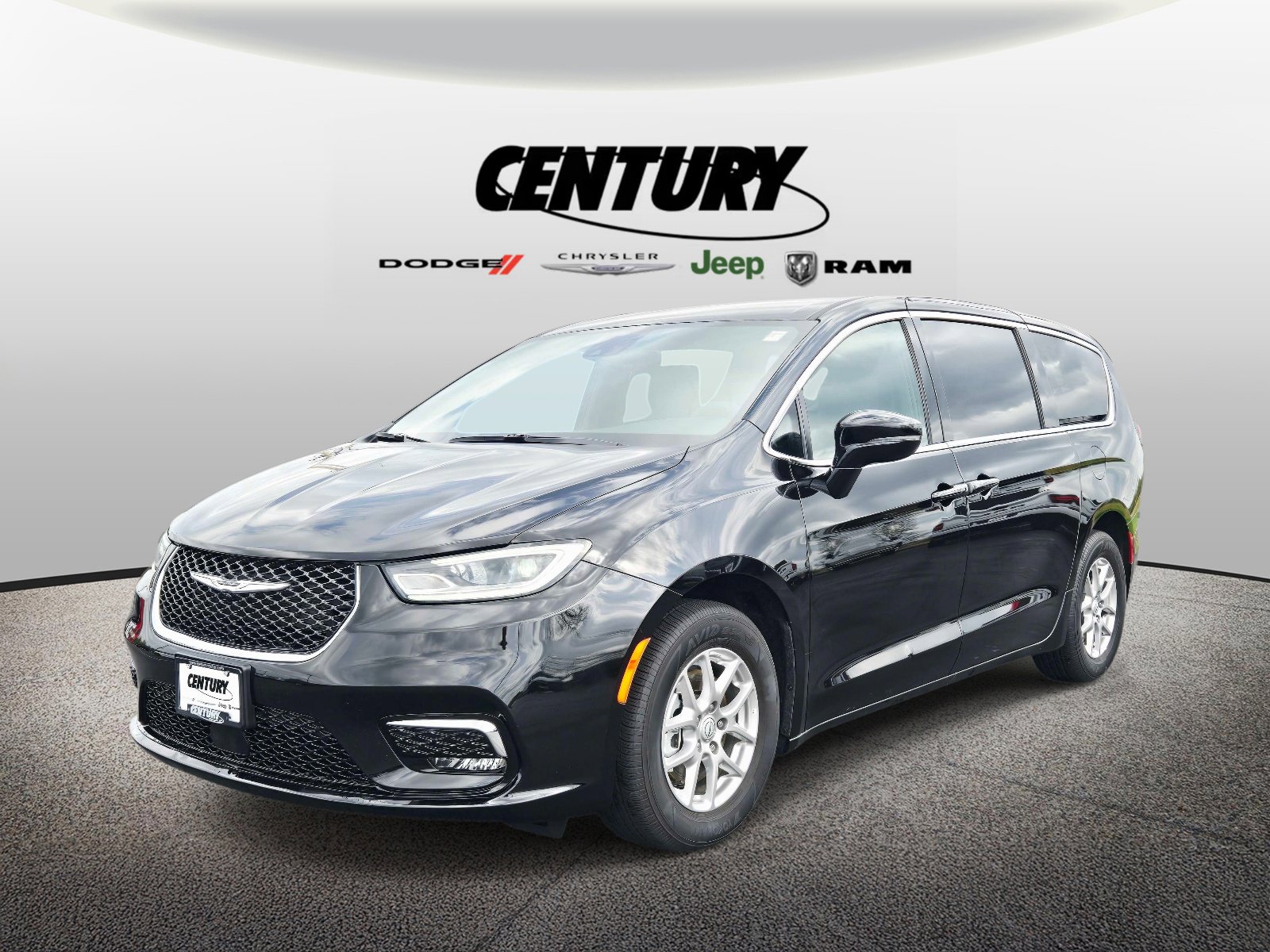 Used 2025 Chrysler Pacifica Select image 8